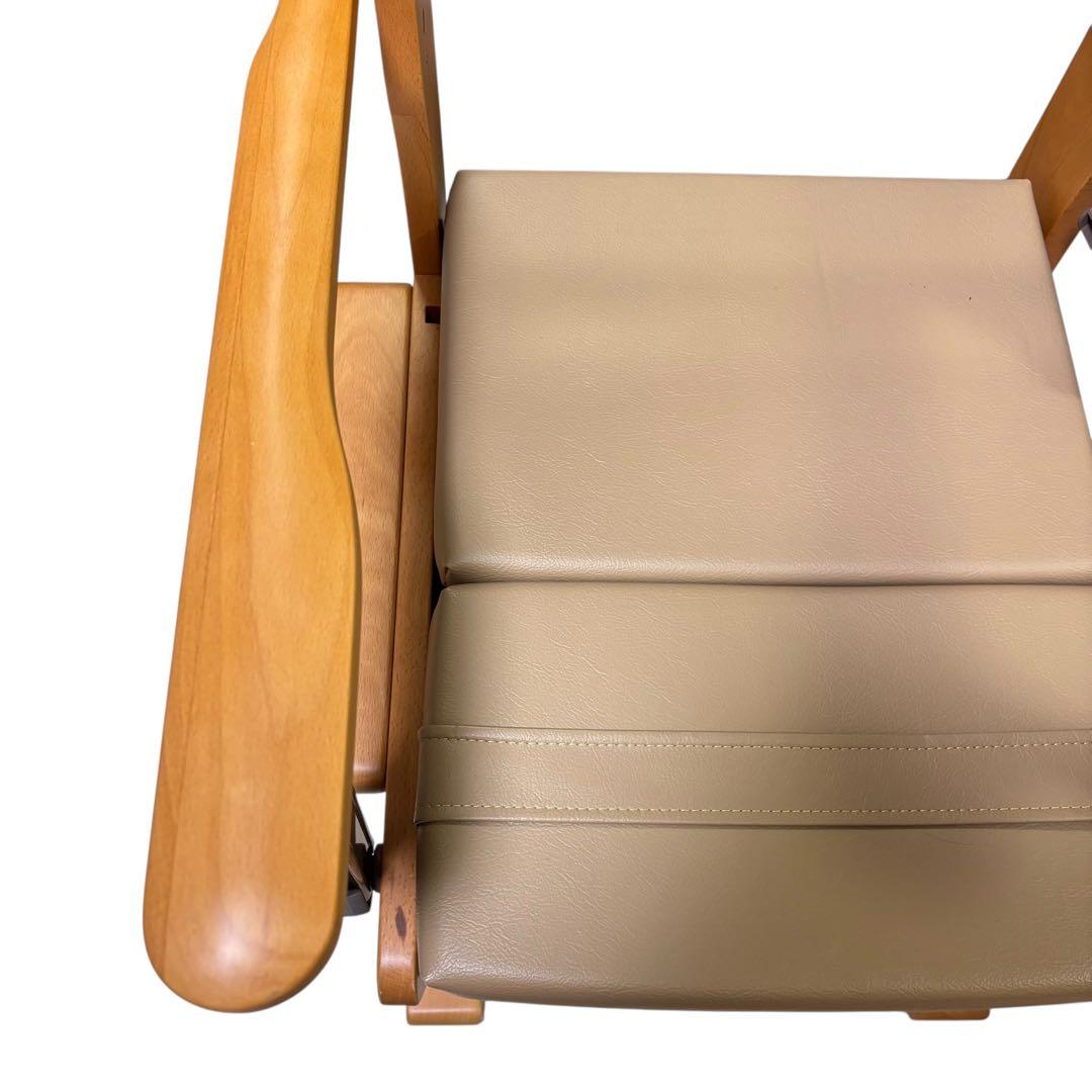 uchie（ウチエ） 木製ポータブルトイレ 肘掛け付き 介護用チェア 便座付き