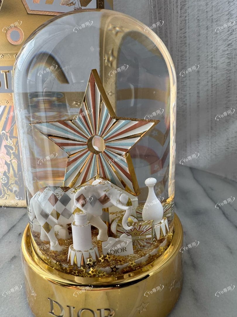 Dior 2025 VIP限定 スノードーム 希少／記念日ギフト