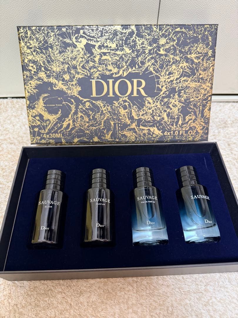 Dior Sauvage 香水セット 30ml x 4本