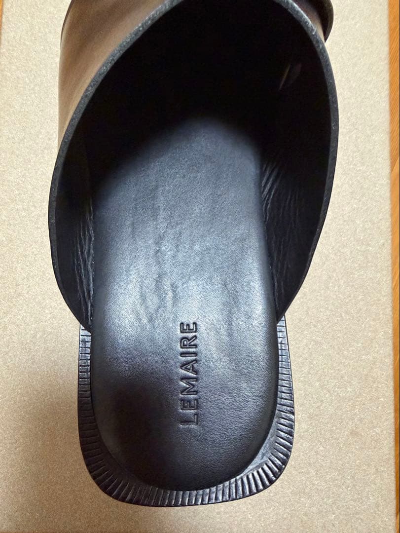 靴 LEMAIRE 25SS CROSS FLAT SANDALS