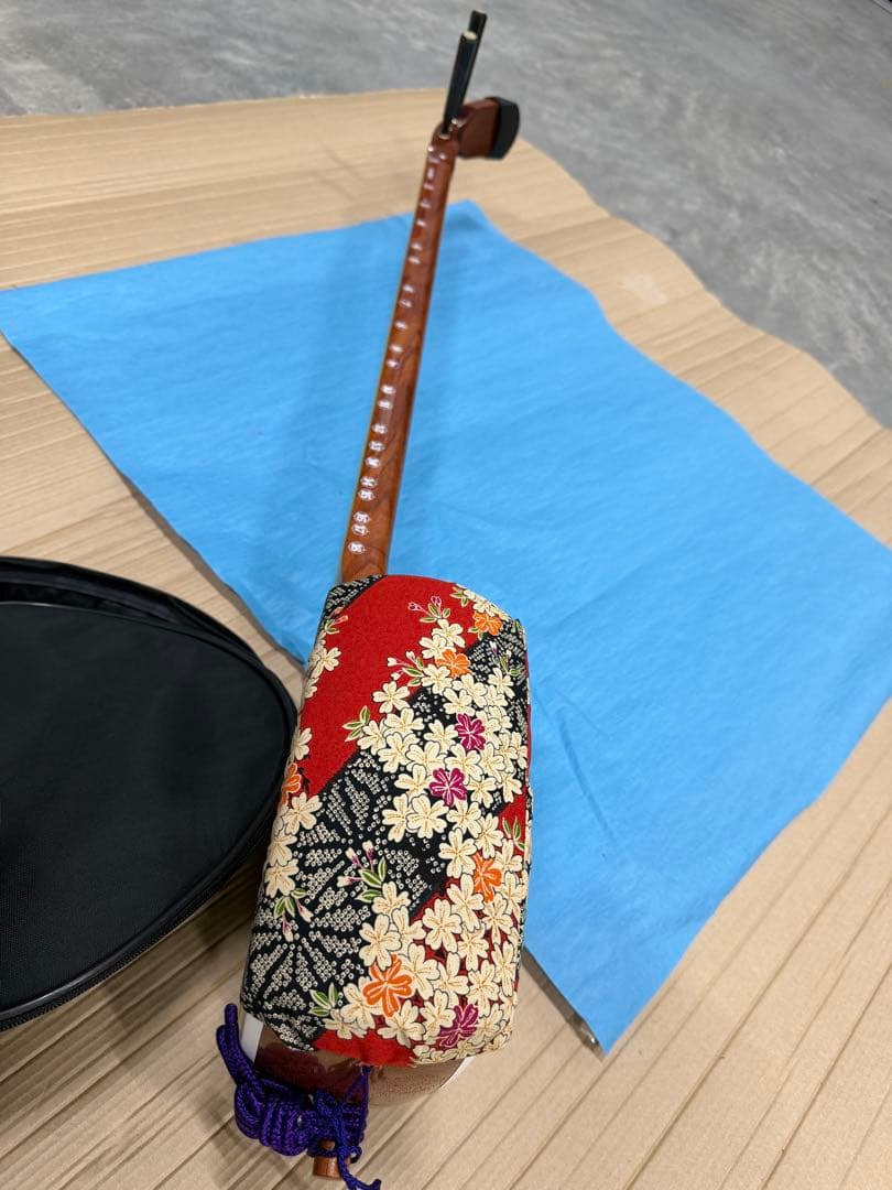 長唄三味線 入門向け 合成皮張り 花林製 胴掛け付き 初心者におすすめ