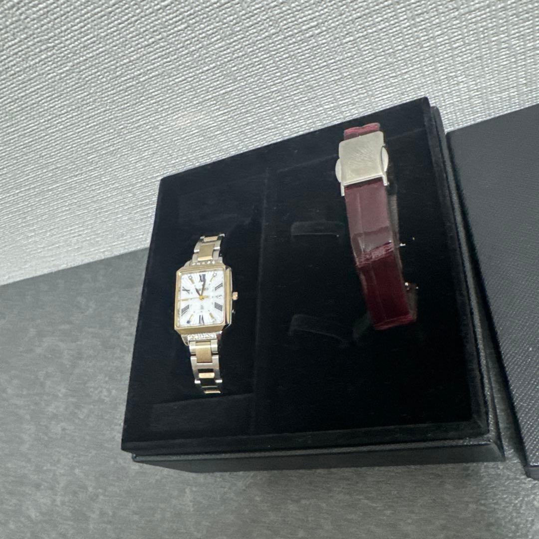 LUKIA クォーツ時計 シルバー/ゴールド