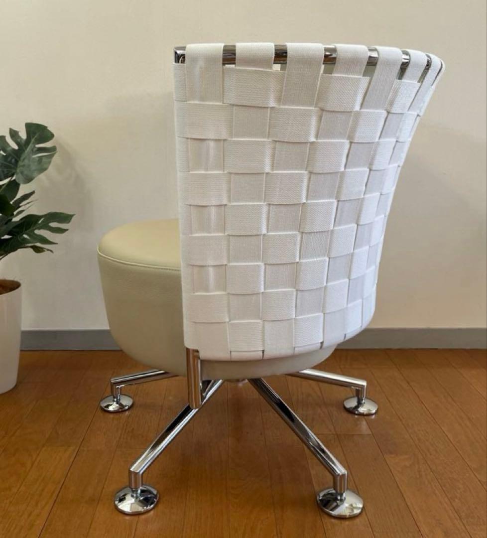 ドイツ　COR コア　サーコ　ラウンジチェア② 本革　モダン　39万〜　美品