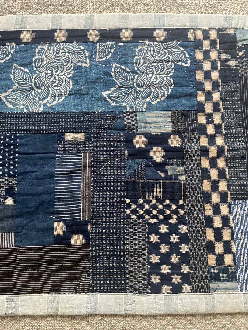 古布　木綿藍染型染雪ん子絣
