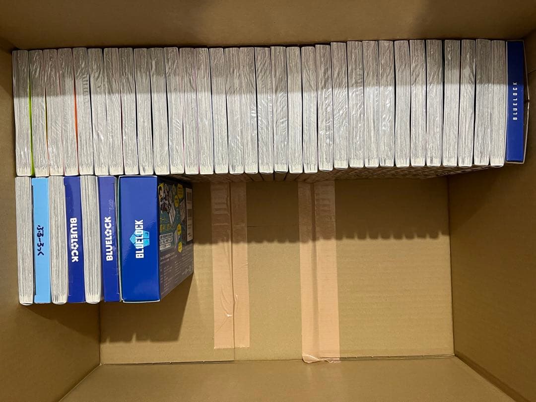 ブルーロック全巻セット1〜31シュリンク付き新品 32〜35特装版未使用