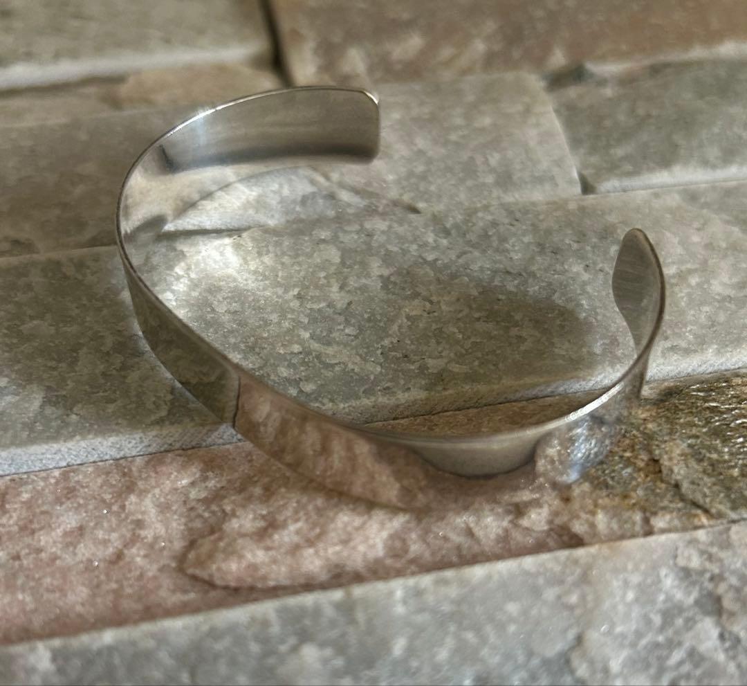 イーエム e.m.★シルバー　ブレスレット　バングル