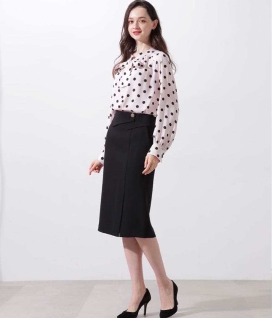 ピンキーアンドダイアン ドットプリントギャザーブラウス 38