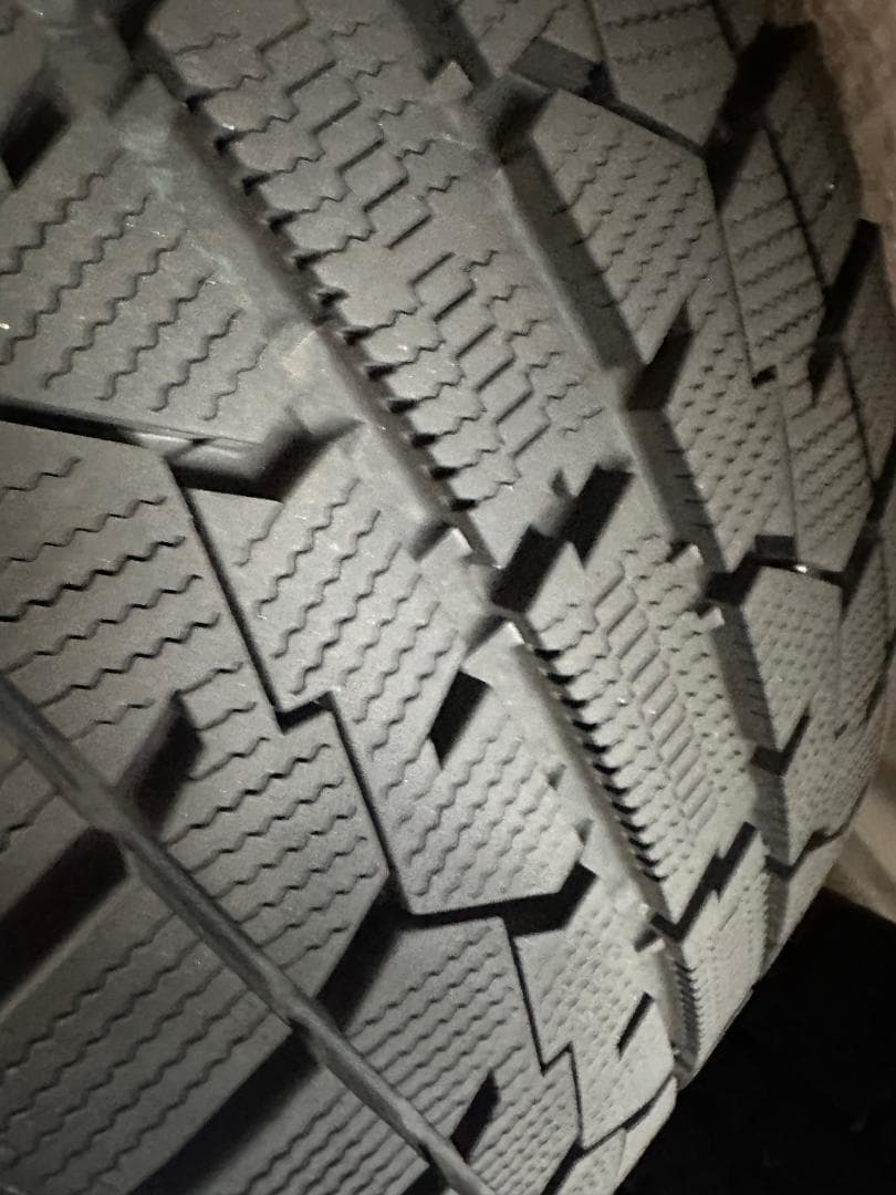 【超美品】215/60R16_95_スッドレスタイヤ 16インチ ホイールセット