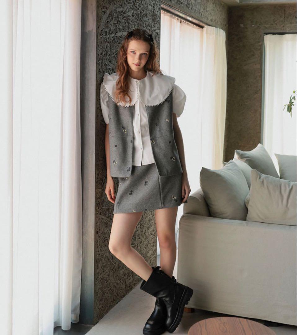 新品タグ付き　Donoban ドノバン　フラワー刺繍ジレ