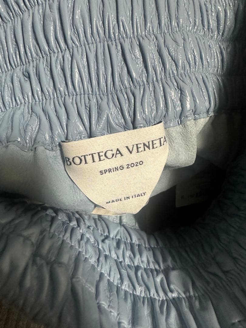 BOTTEGA VENETA レザーショートパンツ