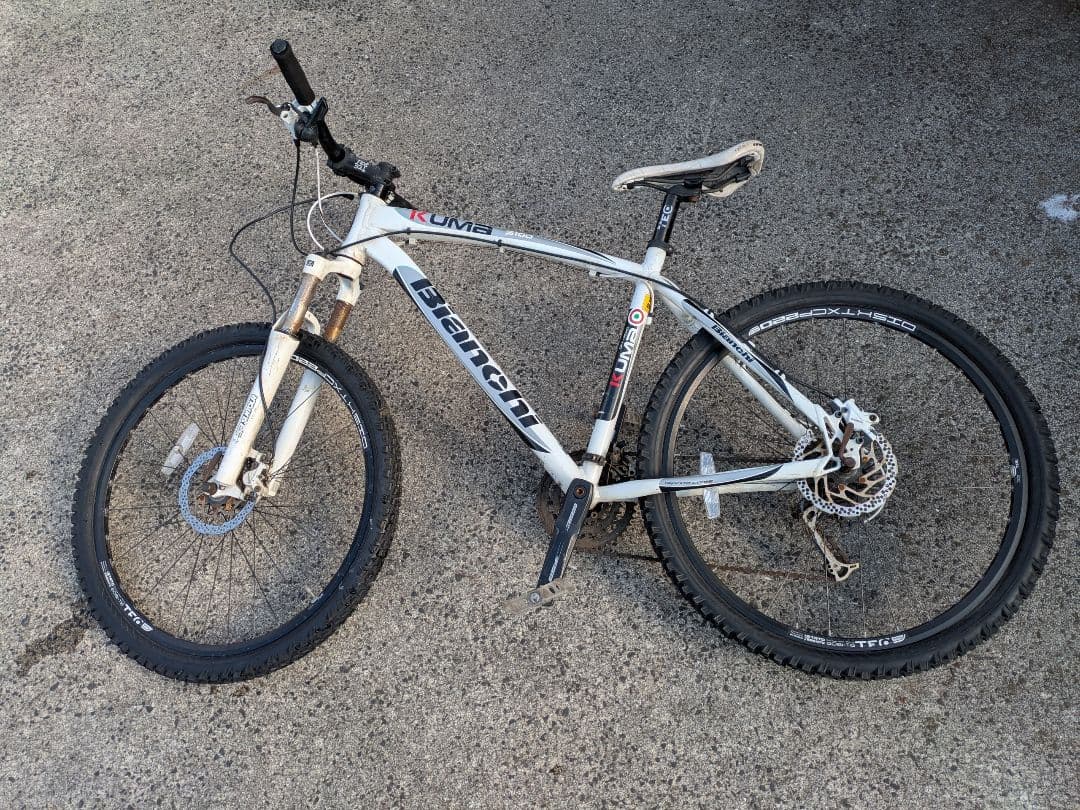 Bianchi Kuma ホワイト 26インチ MTB