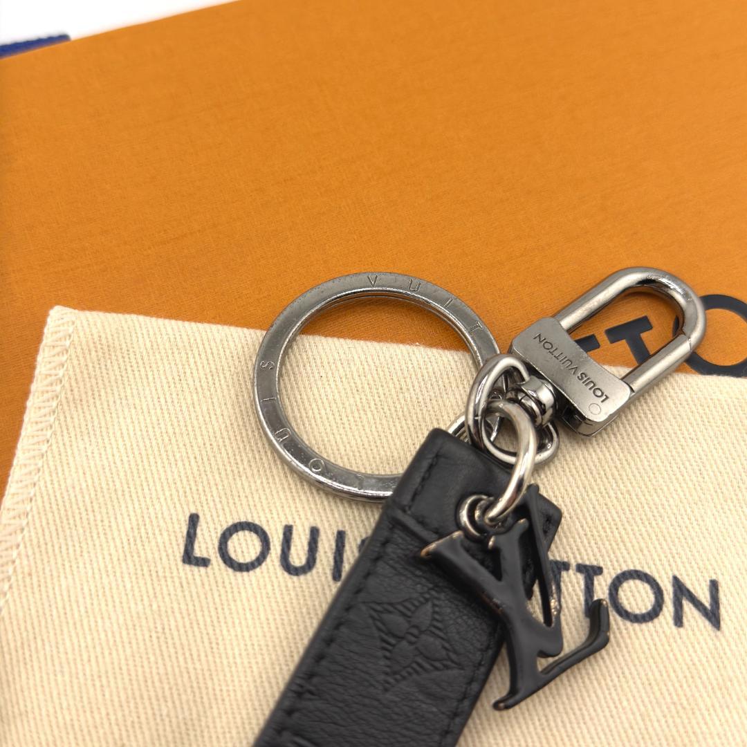 【良品】ルイヴィトン ポルトクレ ドラゴンヌ モノグラム シャドウ チャーム 黒