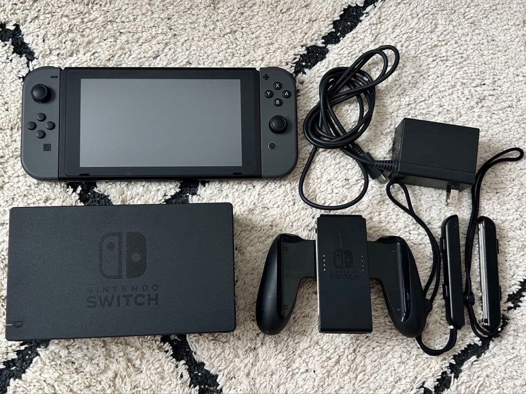 わ*た様 Nintendo Switch 本体 グレー