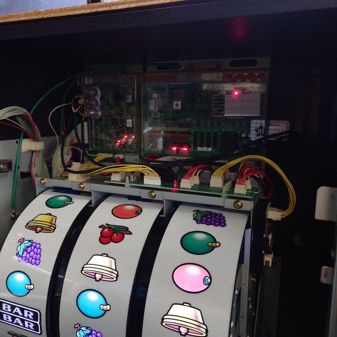 （基本直接引取）　パチスロ　5号機　エマ　ニューペガサスw