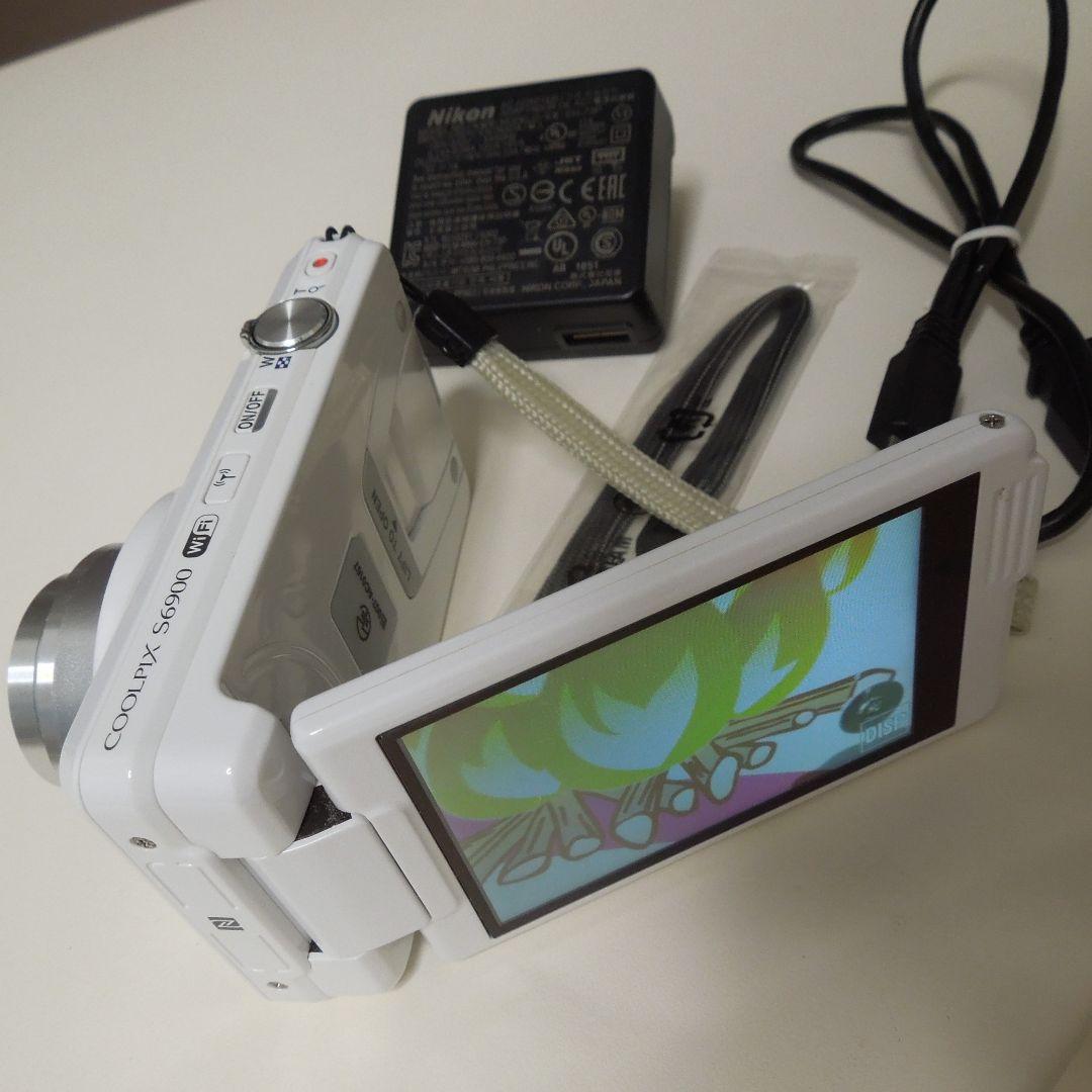 Nikon COOLPIX S6900 中古 ホワイト 充電器ほか