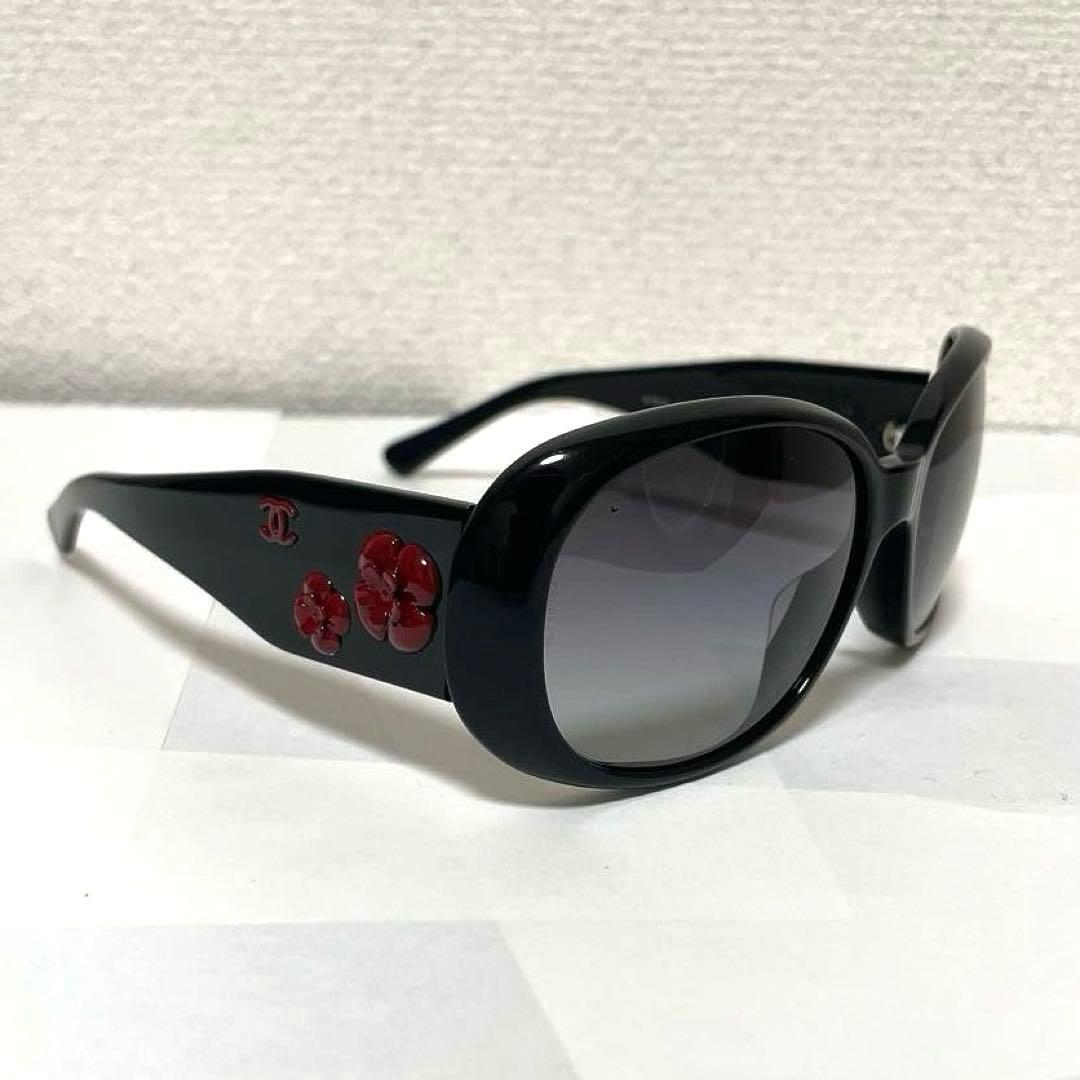 美品! 限定モデル CHANEL カメリア サングラス ココマーク 赤　黒