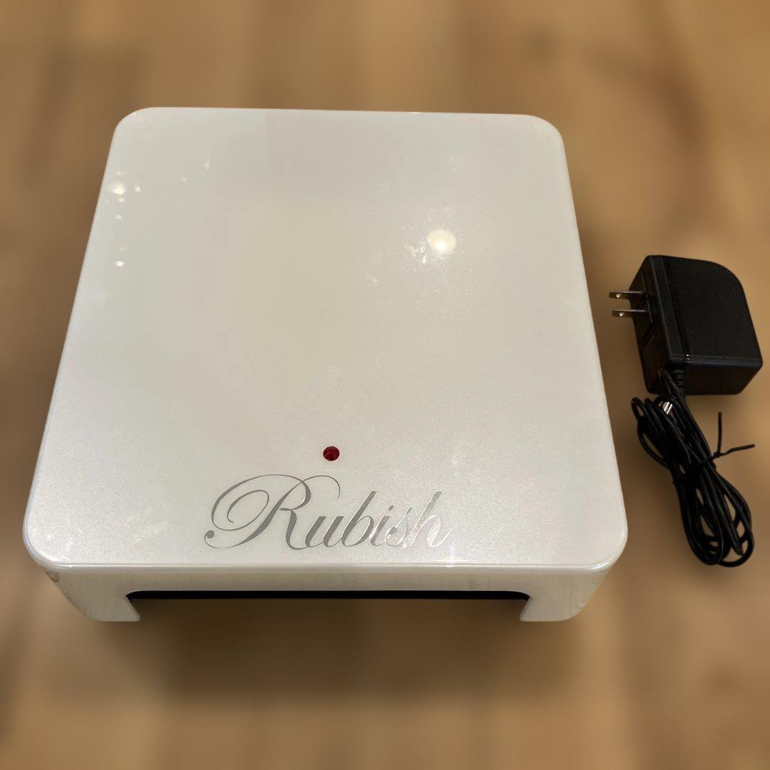 【未使用に近い】ルビッシュRubish美肌・美爪育成ハンドエステ機　ネイルライト