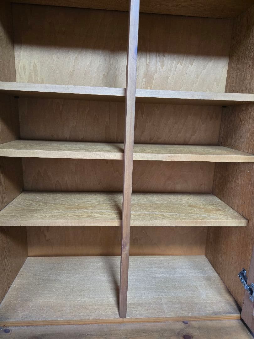 パイン材 食器棚 ガラス扉付き