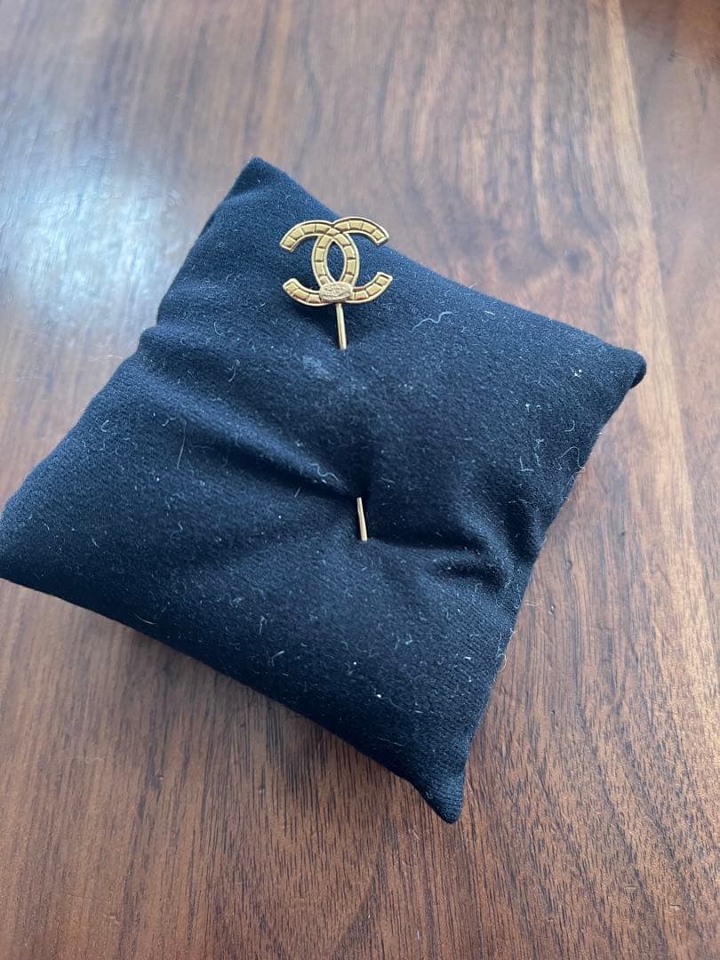 CHANEL ゴールド ピン