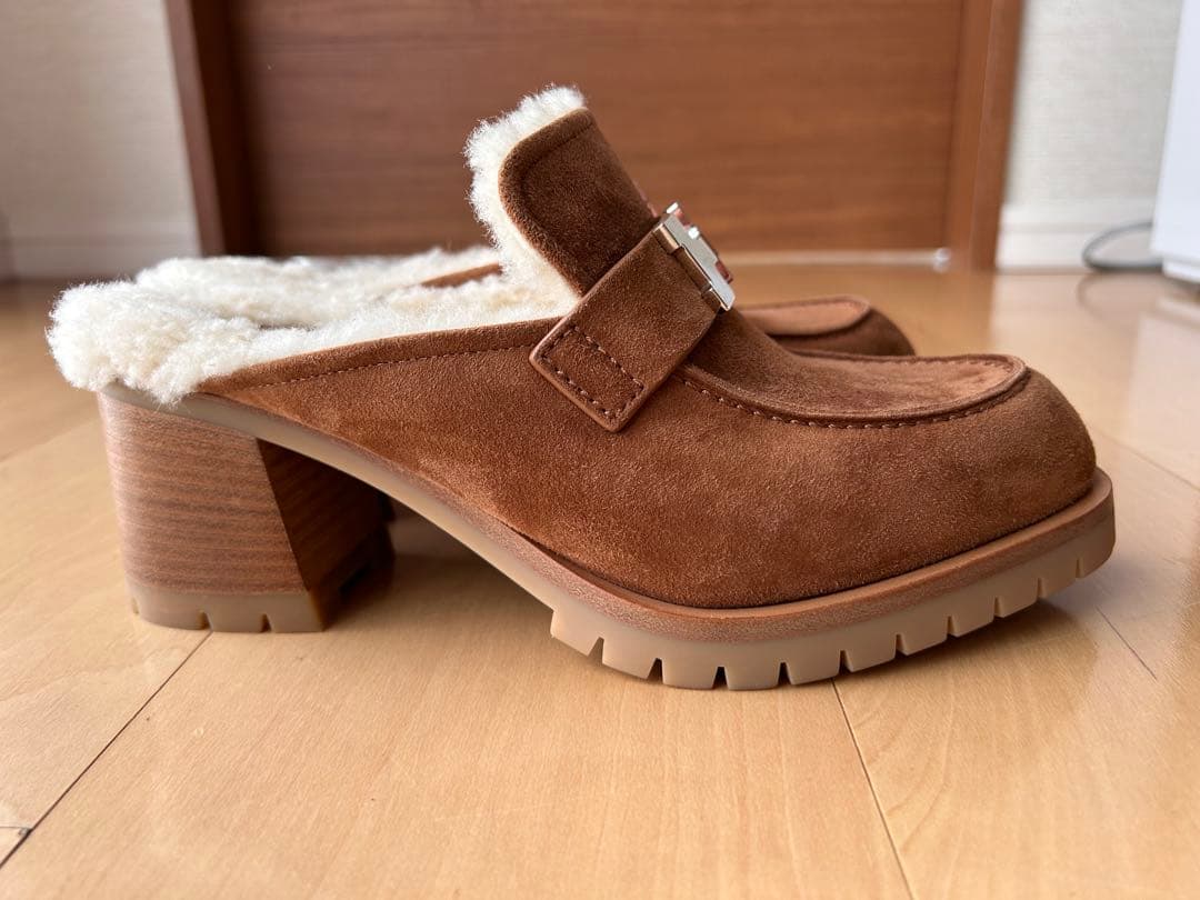 大幅お値引き！HERMES ブラウン スエード ムートン　ミュール