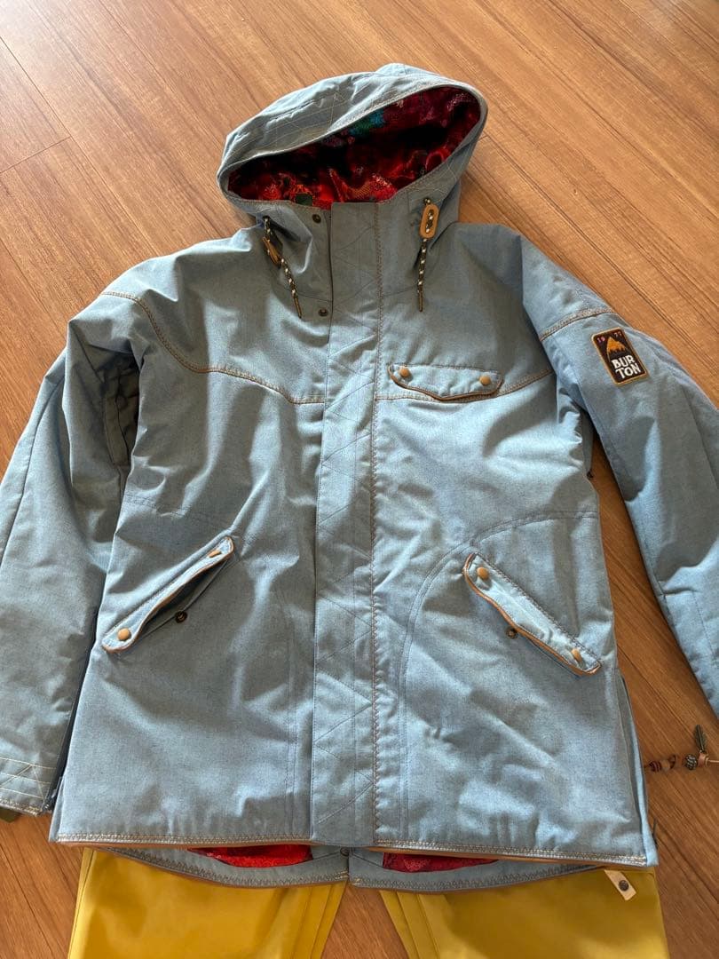 BURTON スノーボードウェア 女性用 上下セット