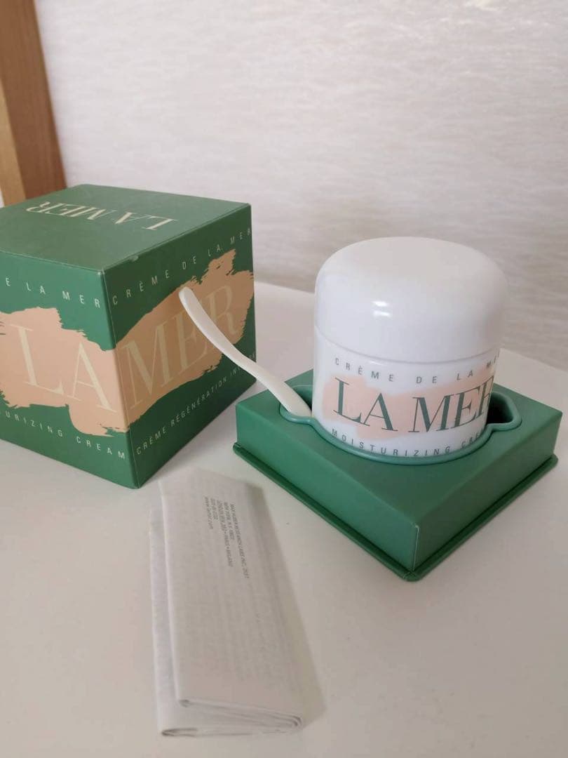 ☆未使用☆DE LA MER クレーム ドゥ・ラ・メール 60ml スパチュラ付