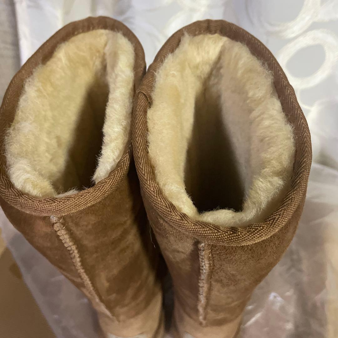 【かず】UGG ムートンブーツ ベージュ