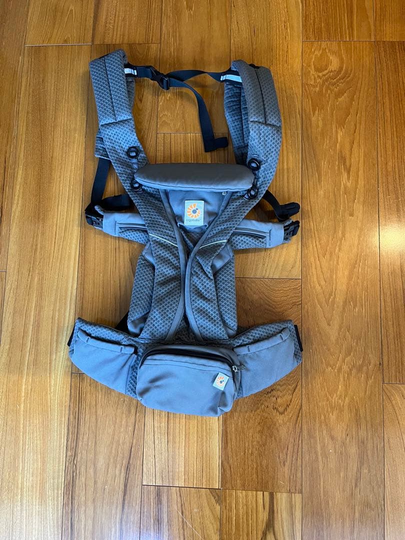 ［美品］エルゴ　OMNI ブリーズ正規品