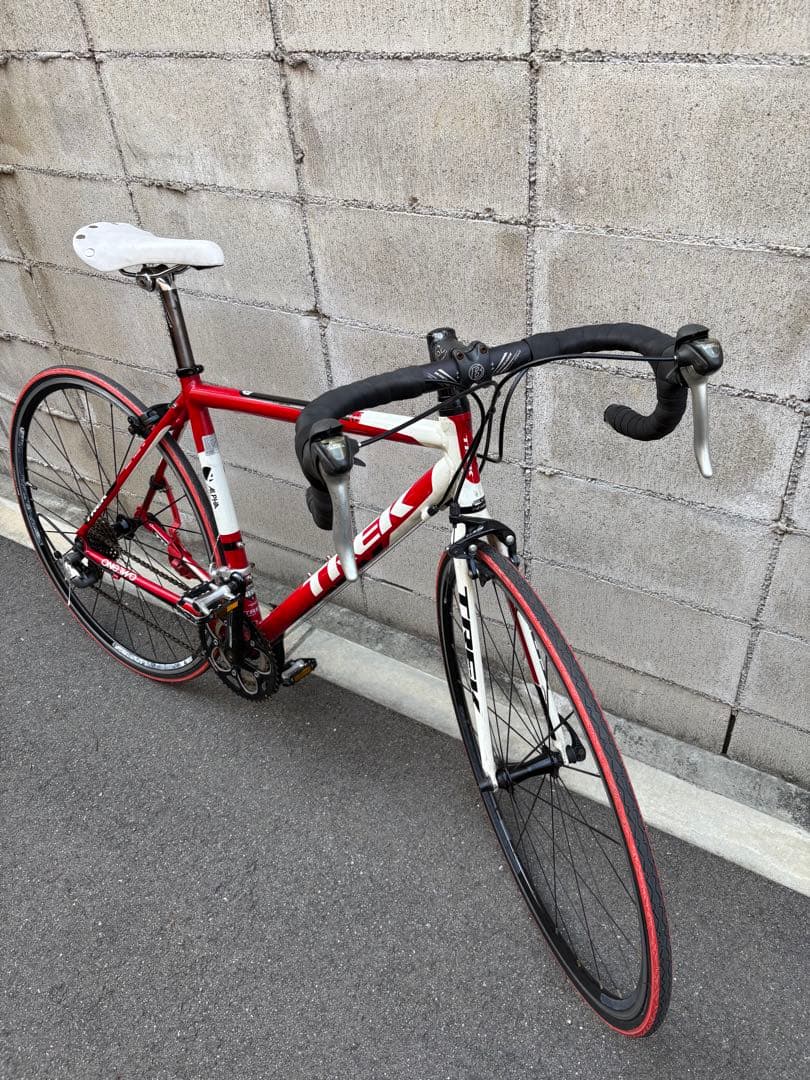 <両タイヤ新品>ロードバイク　トレック