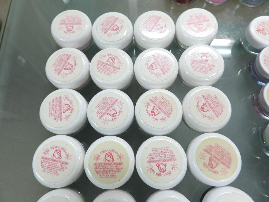 ネイルパウダーセット多色 ３D　COLOR アクリルグリッターパウダー計１０４本