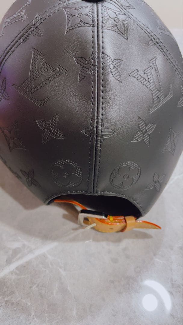 ルィヴィトン　キャップ・モノグラム シャドウ☆美品☆早い者勝ち☆帽子☆断捨離