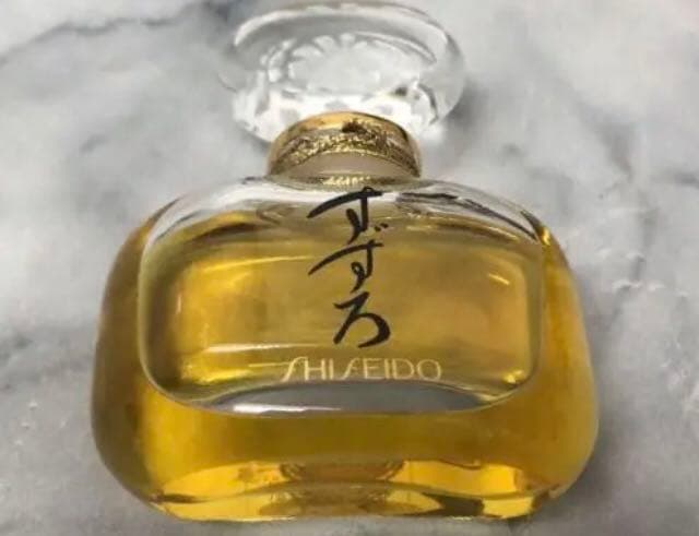 ☆超希少廃盤‼︎資生堂最高級香水すずろ☆