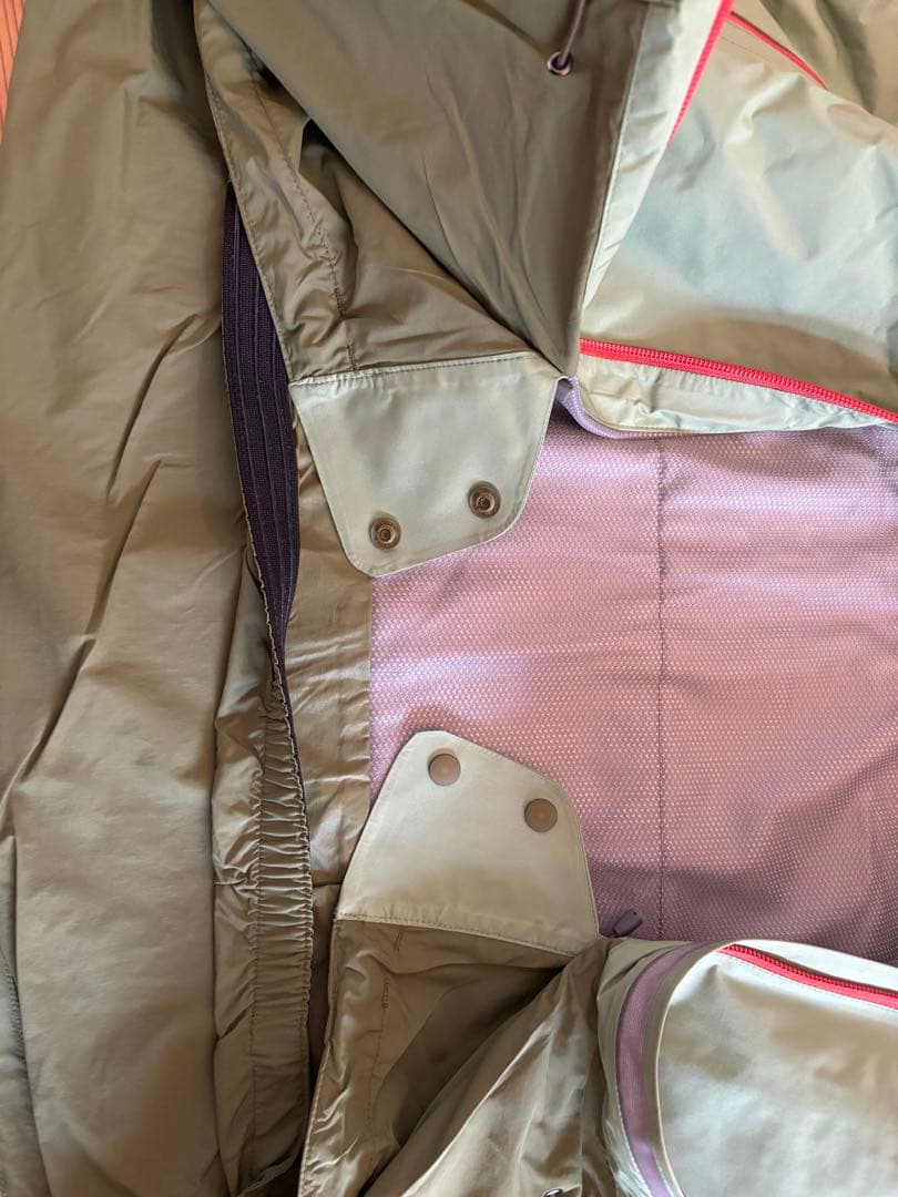 mont-bell フード付きライトグリーンジャケット