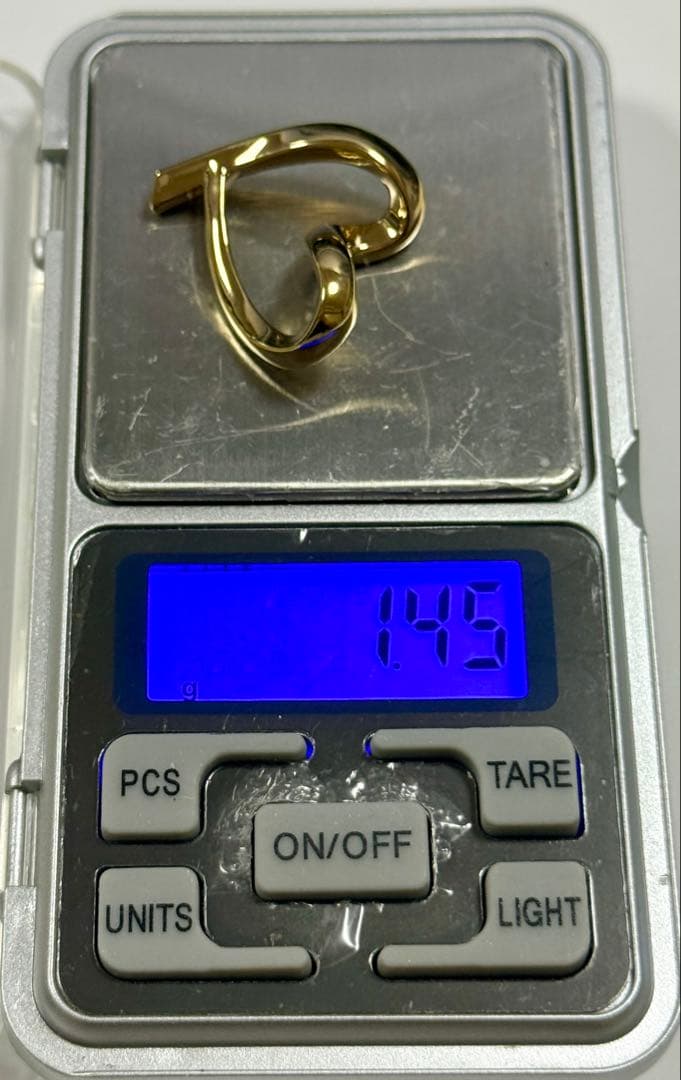 K18ペンダントトップ　チャーム　18金　ハート　両面　中空　キラキラ