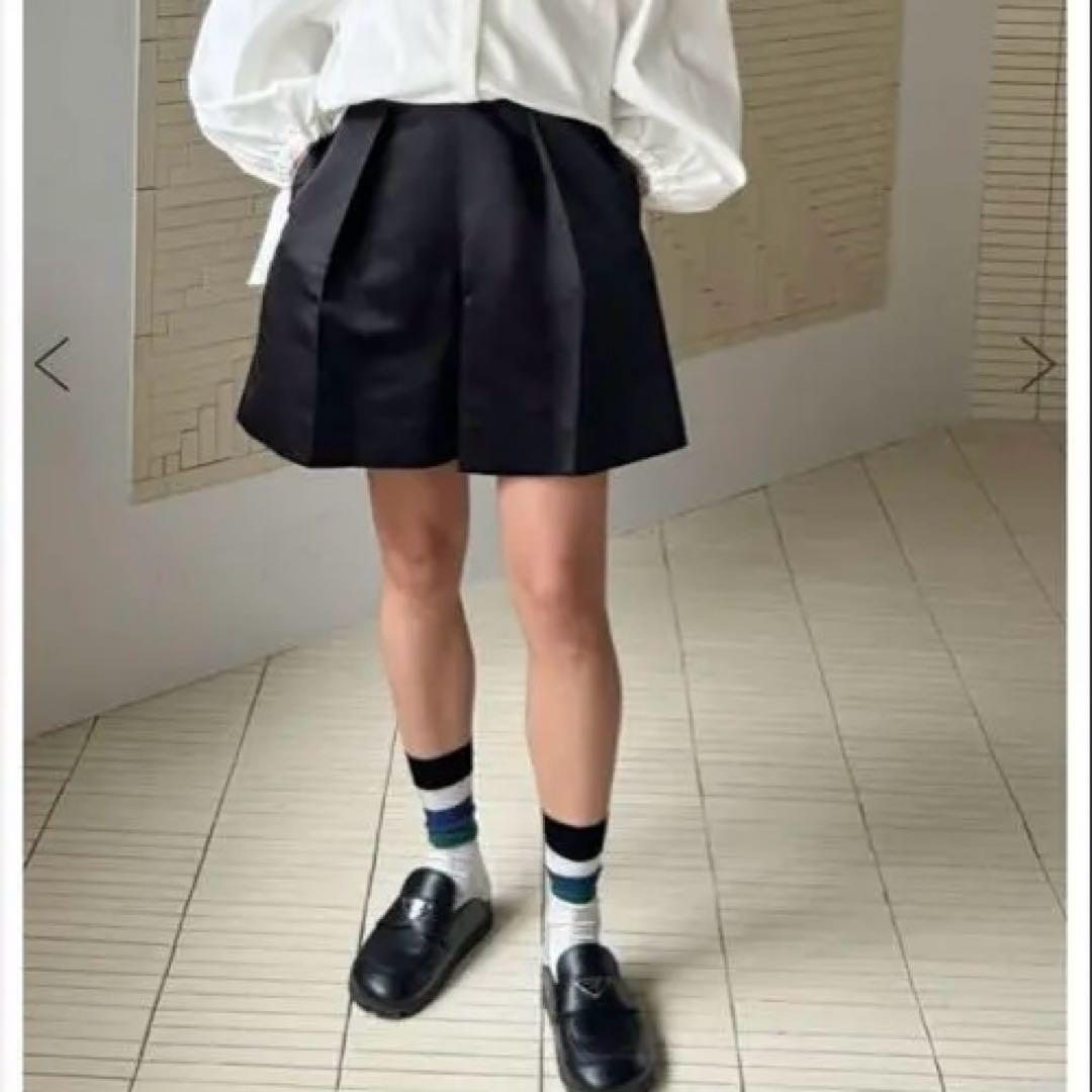 新品同様　bow.a SATIN SHORT PANTS ボウエー