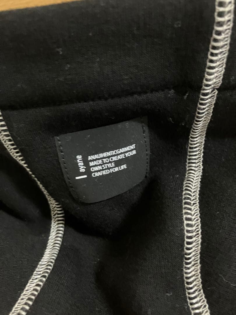 【ゆんページです】ayane のボンバーヒートパーカーとディアーゴTシャツ