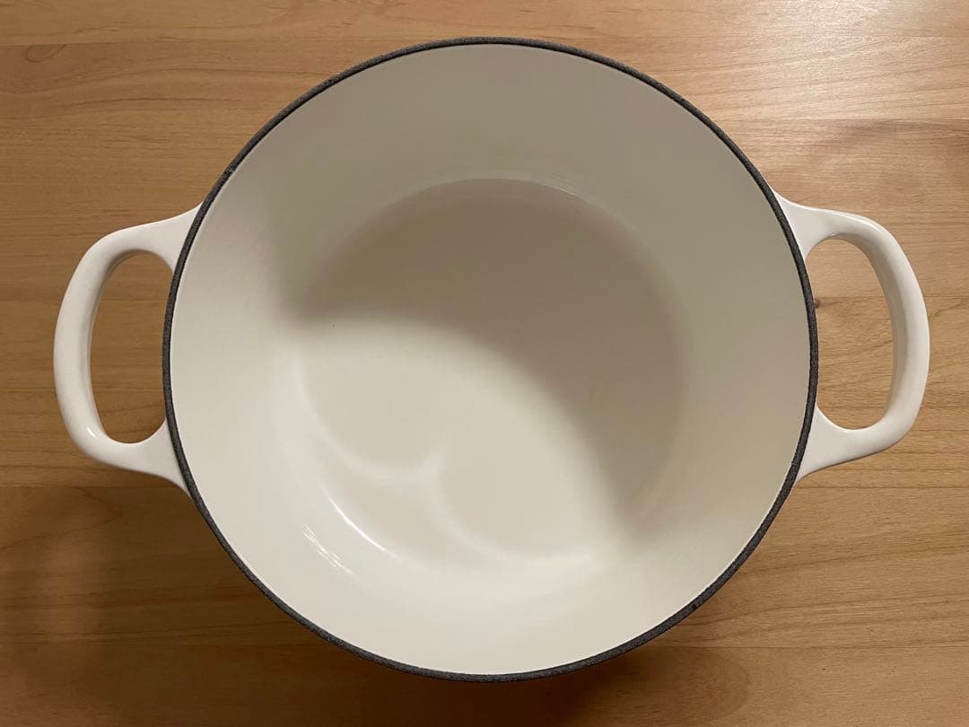 ル・クルーゼ　シグニチャーココットロンド　ホワイト22㎝