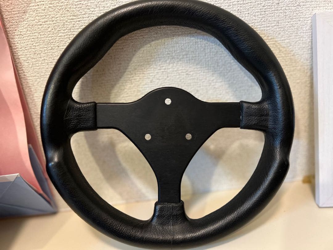 ケーターハム　セブン 新品　MOMO ステアリング