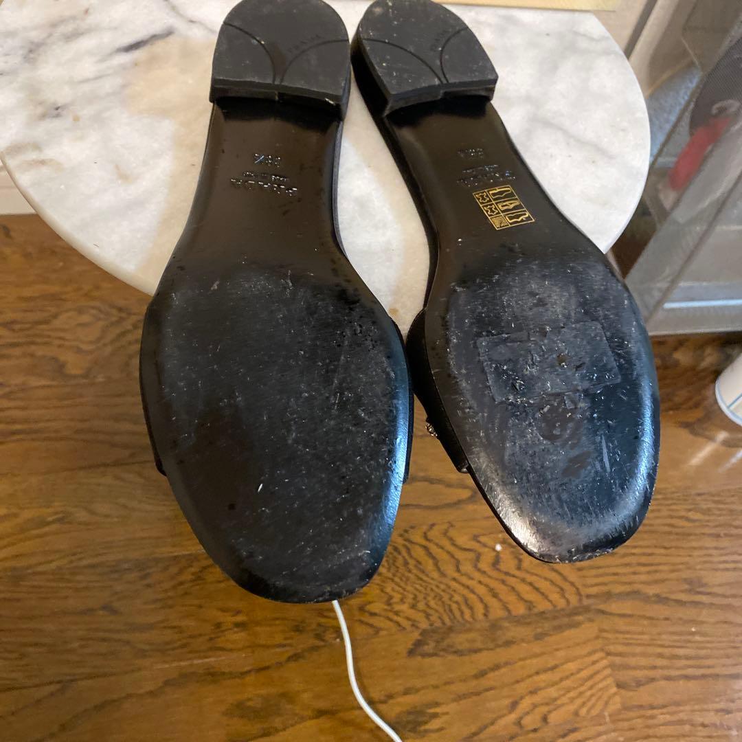 PRADA リップモチーフ ミュールサンダル