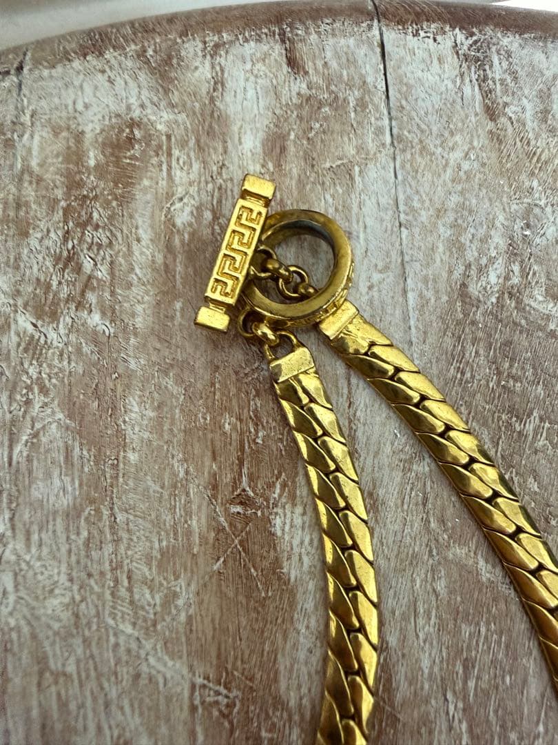 GIANNI VERSACE ゴールドネックレス　メデゥーサ　ヴィンテージ品