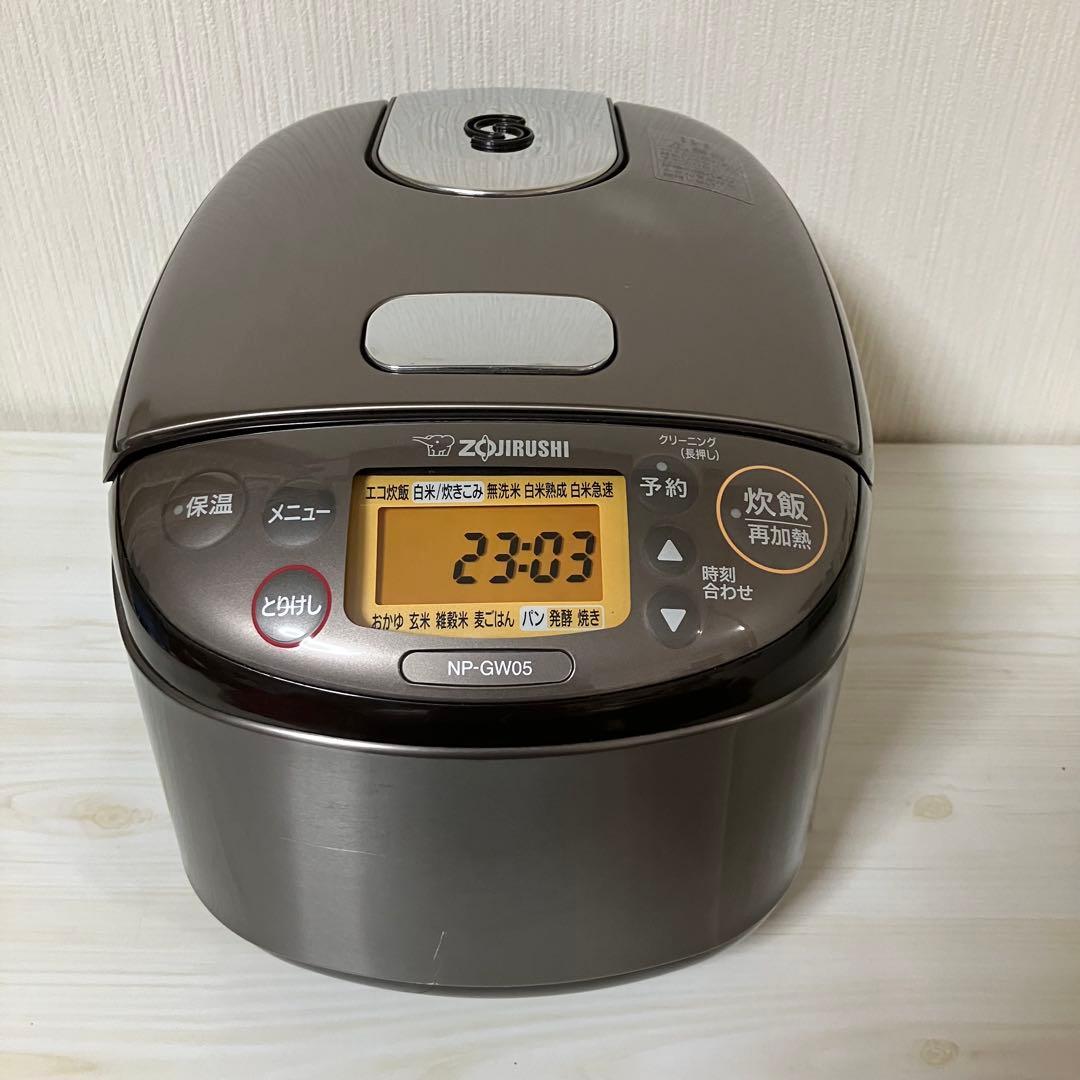 象印　炊飯器　2022年製　NP-GW05