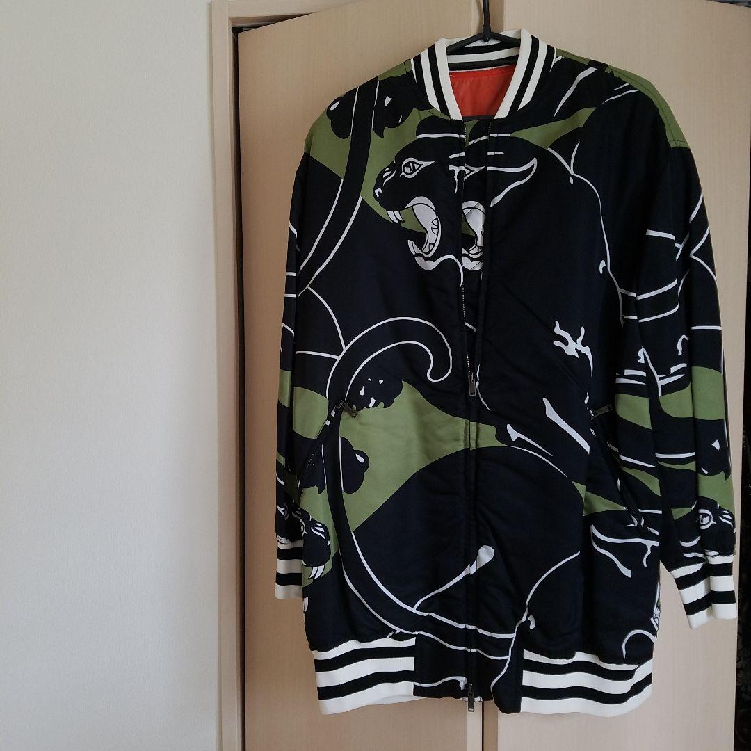 ヴァレンチノ　ブルゾン