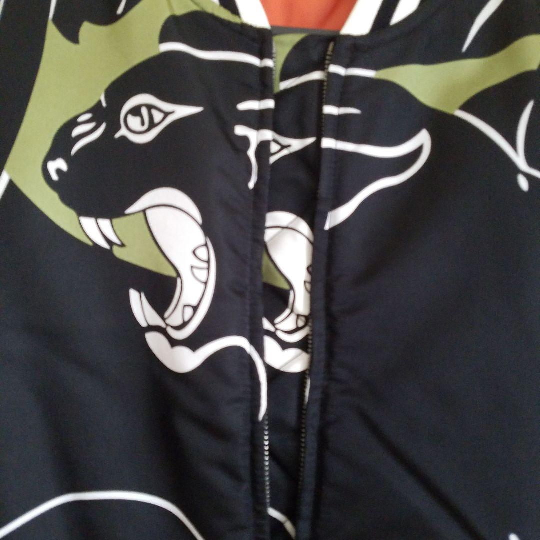 ヴァレンチノ　ブルゾン