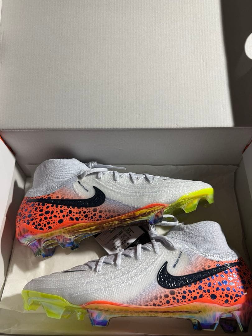 Nike ファントムムルナIIエリートFG OLY P
