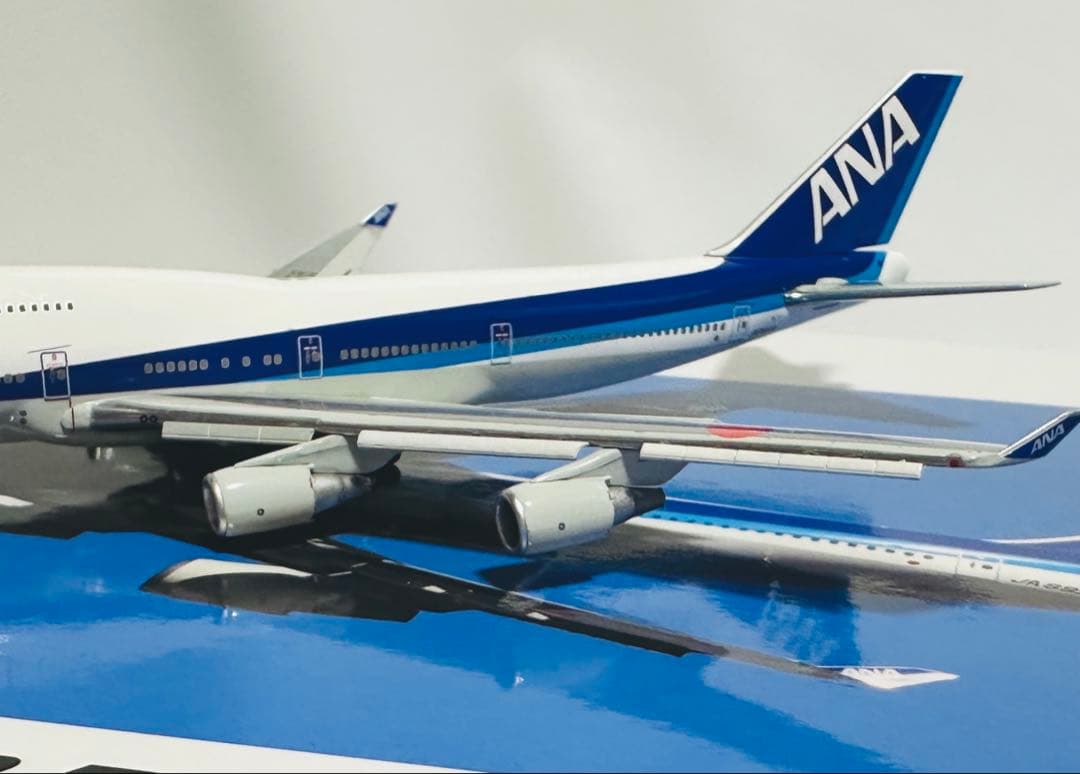全日空商事 1/400 ANA 747-400 フラップダウンNH40059
