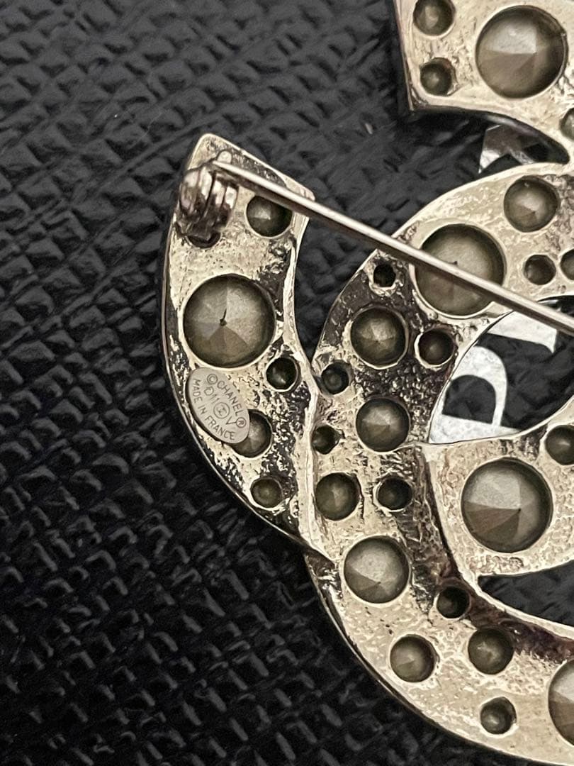 CHANEL ダブルCロゴ ブローチ　正規品