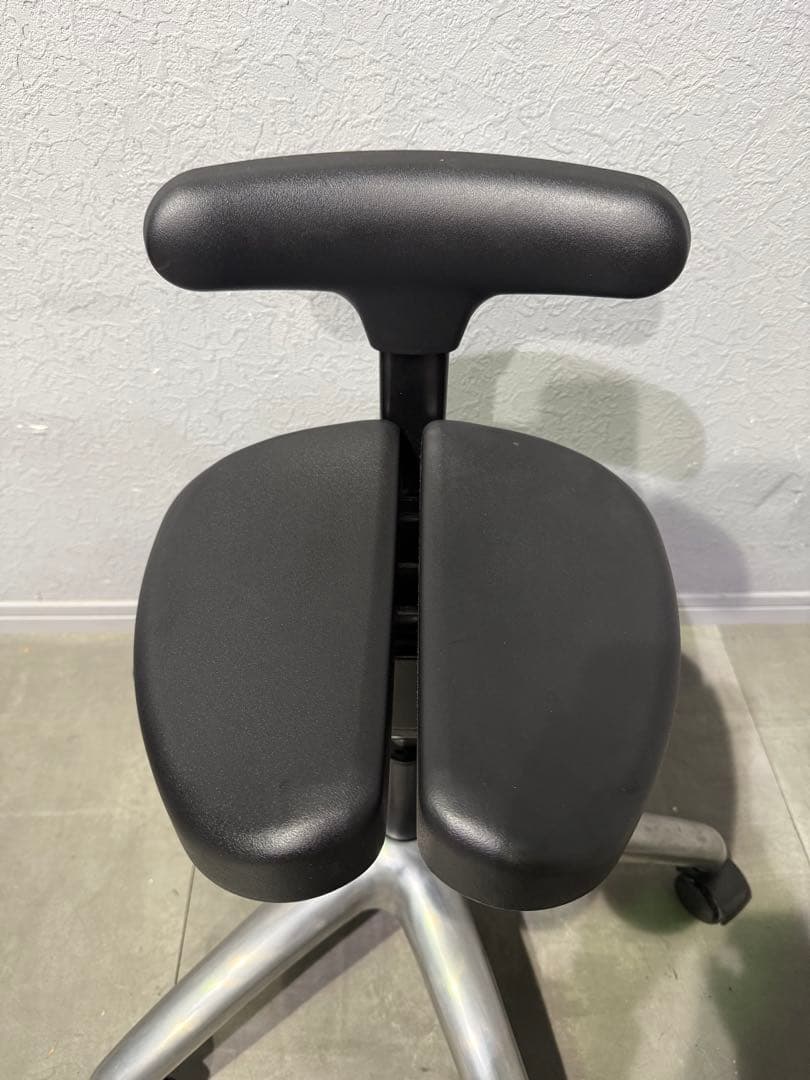 アーユル・チェアー　キャスタータイプ　プレミアムモデル　01ゼロワン