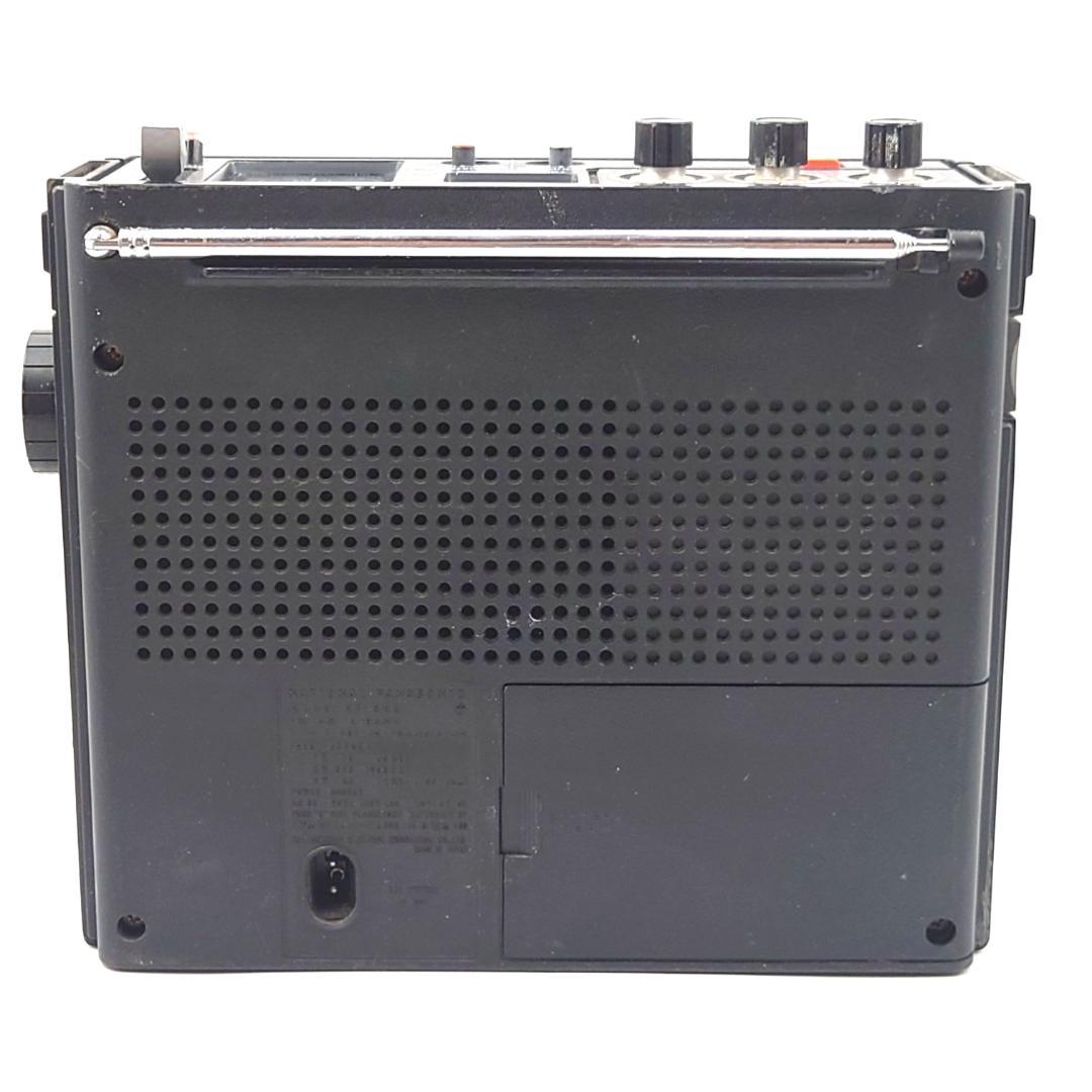 【ジャンク】 ナショナル BCLラジオ クーガー RF-888 COUGAR