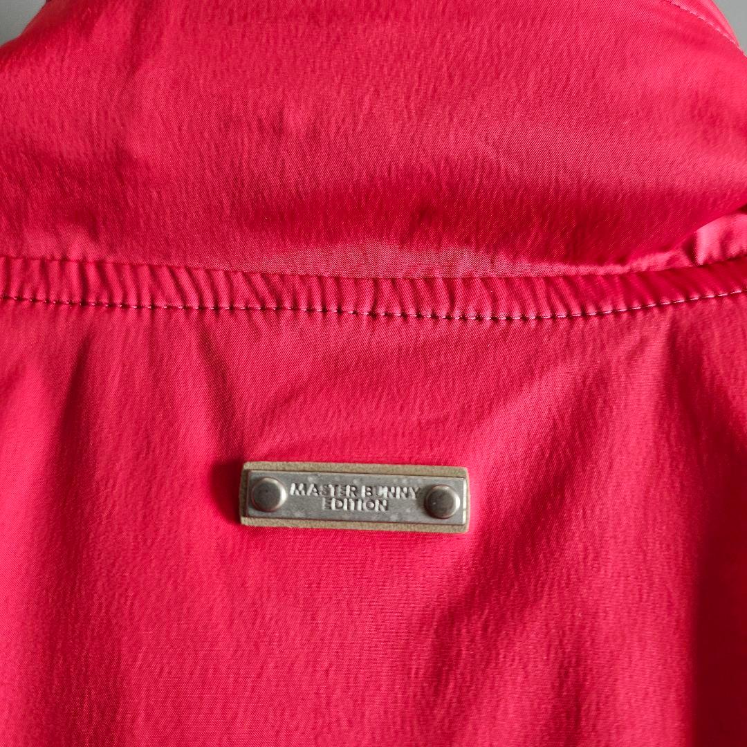 マスターバニーエディション　プライマリスト サテンストレッチブルゾン　赤