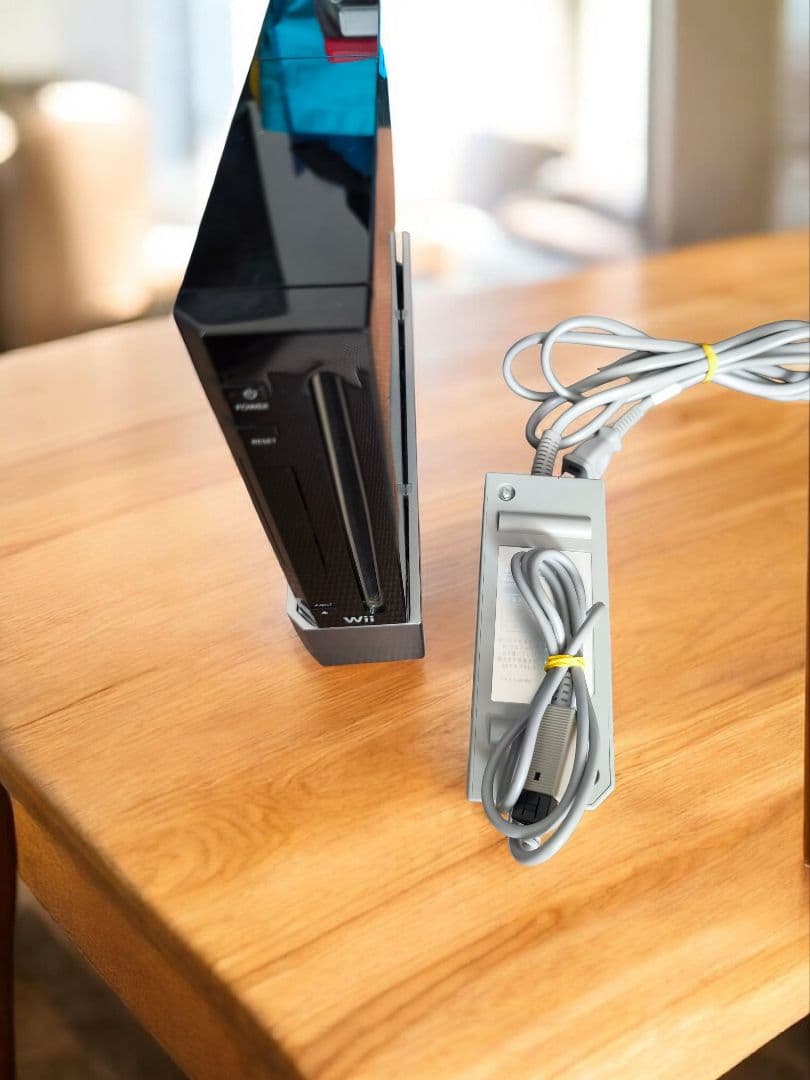 Wii U 本体 （32GB）＋Wii 本体＆ソフト15本付き